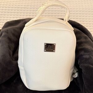 NEW Jessica Moore Stylish Zip Around White Mini Backpack and Purse
